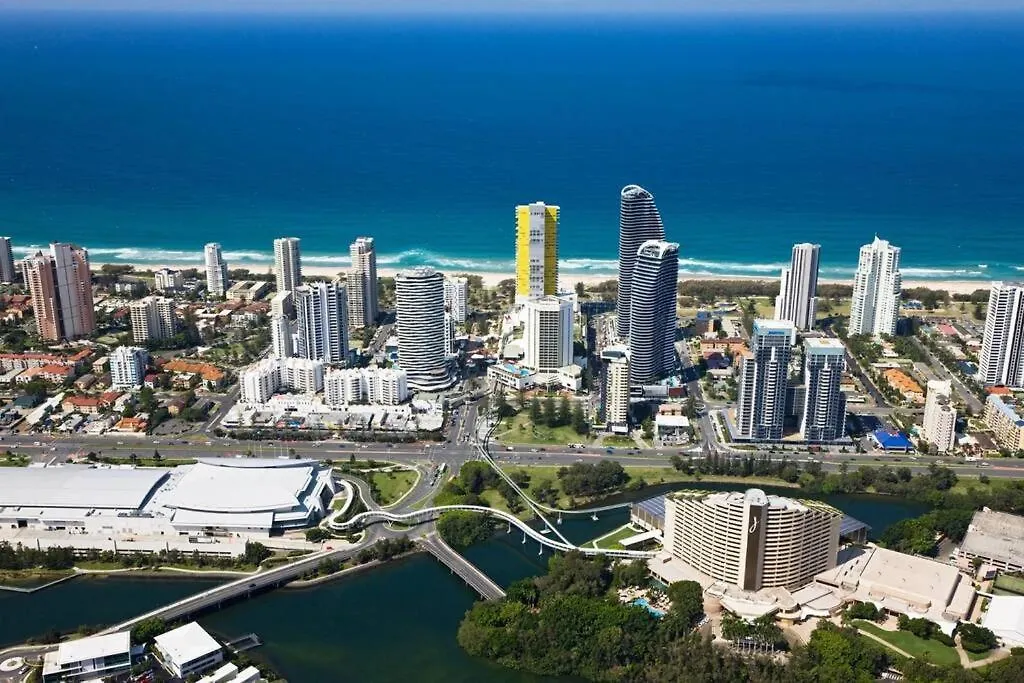 Luxury Beaches Broadbeach 906 Gold Coast Apartment