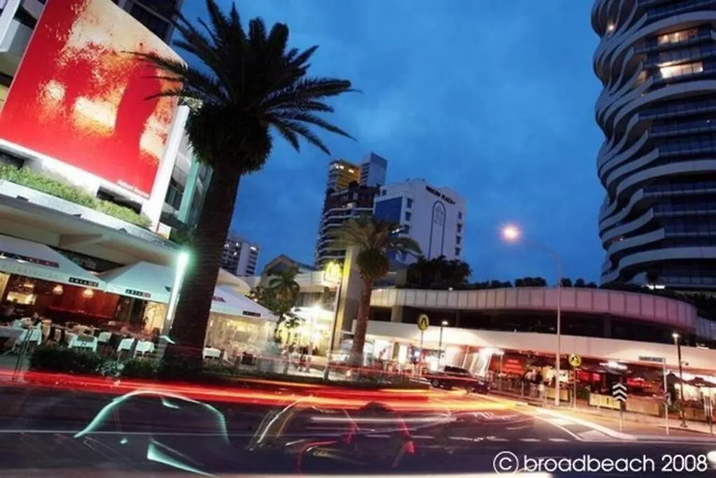 Apartment Luxury Beaches Broadbeach 906 Gold Coast