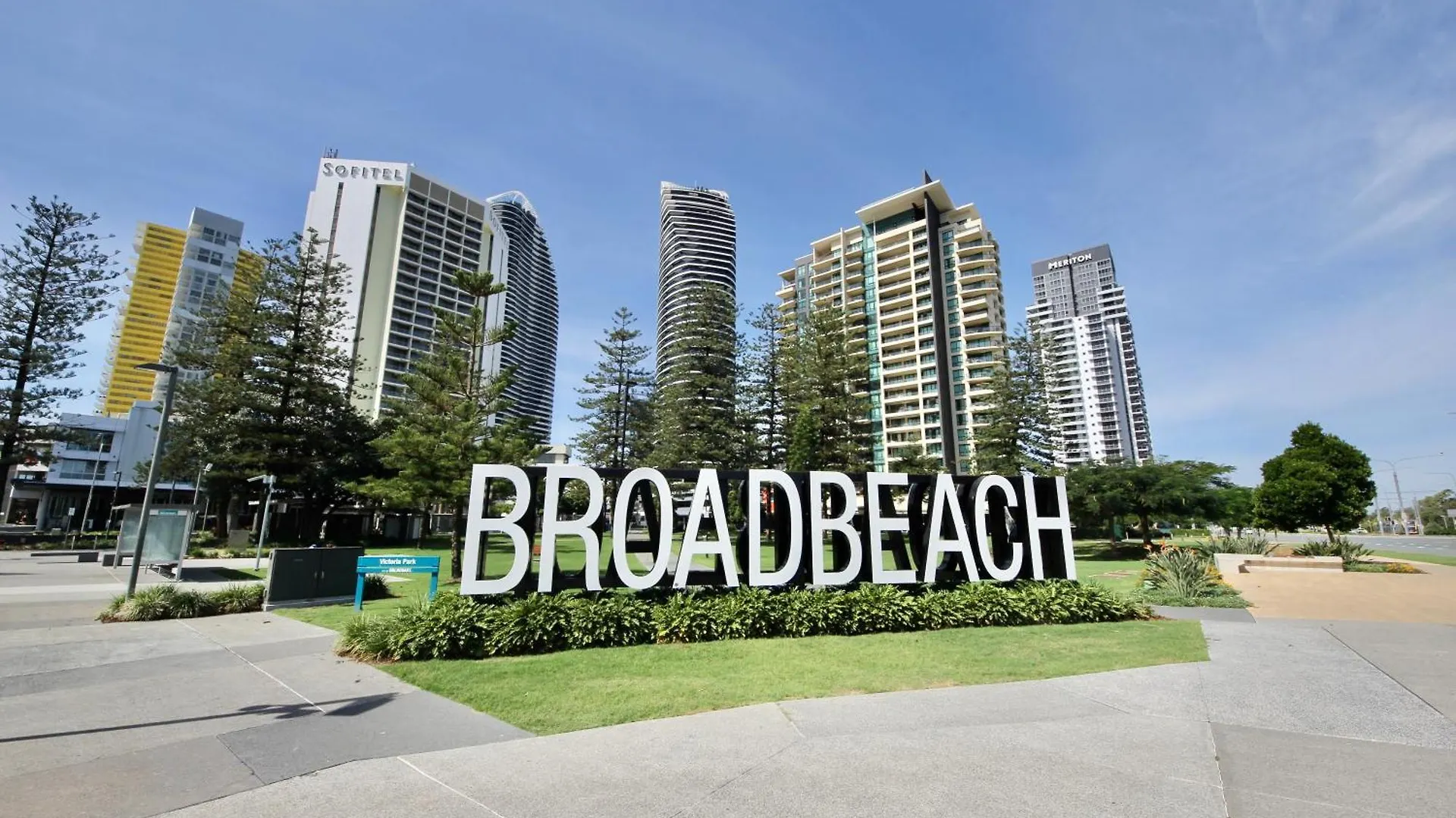 Luxury Beaches Broadbeach 906 Gold Coast